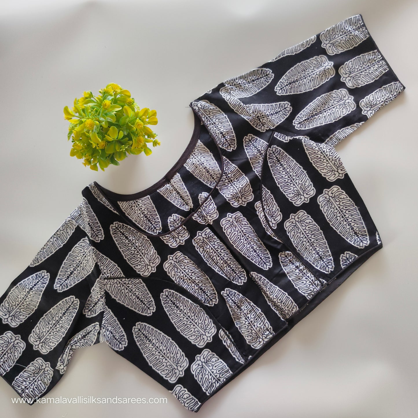 Black and White Colour Readymade Blouse