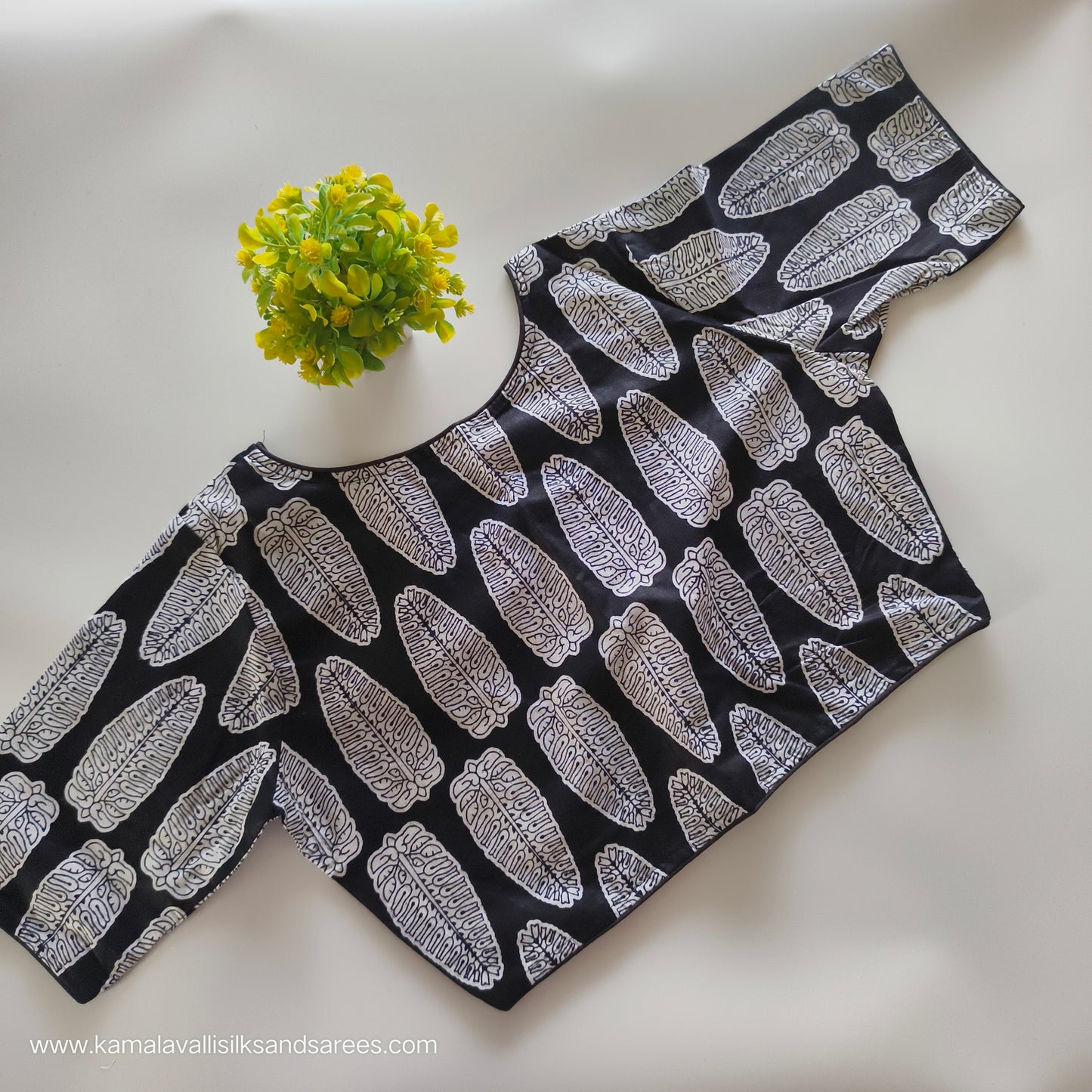 Black and White Colour Readymade Blouse