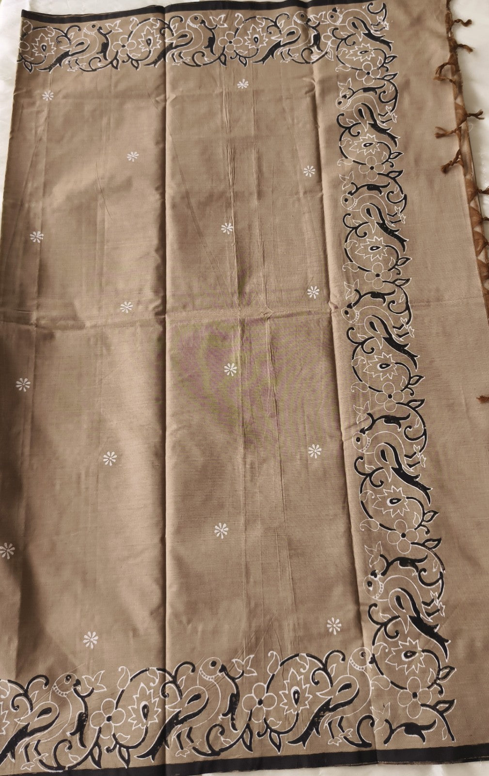 South Cotton Mix Block Printed Saree Beige colour with Black colour contrast blouse