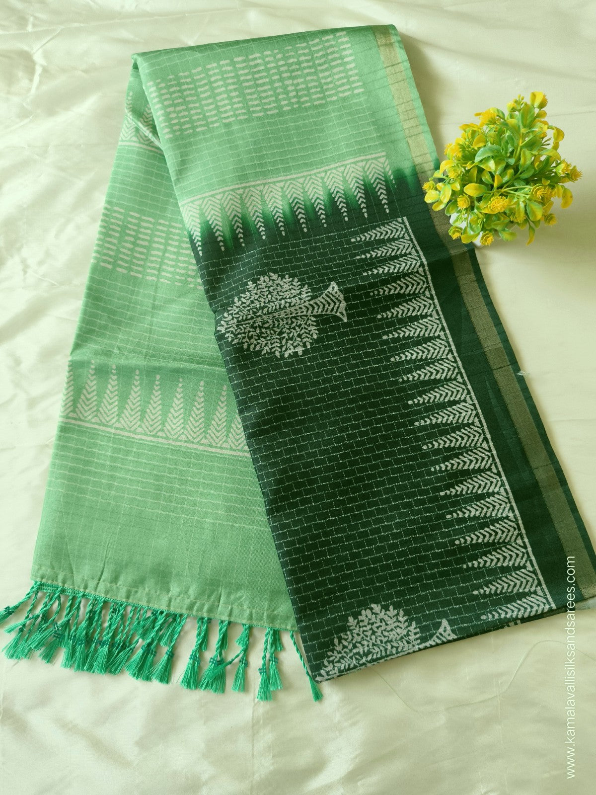 Semi Tussar Saree Bottle Green and Pastel Green Colour