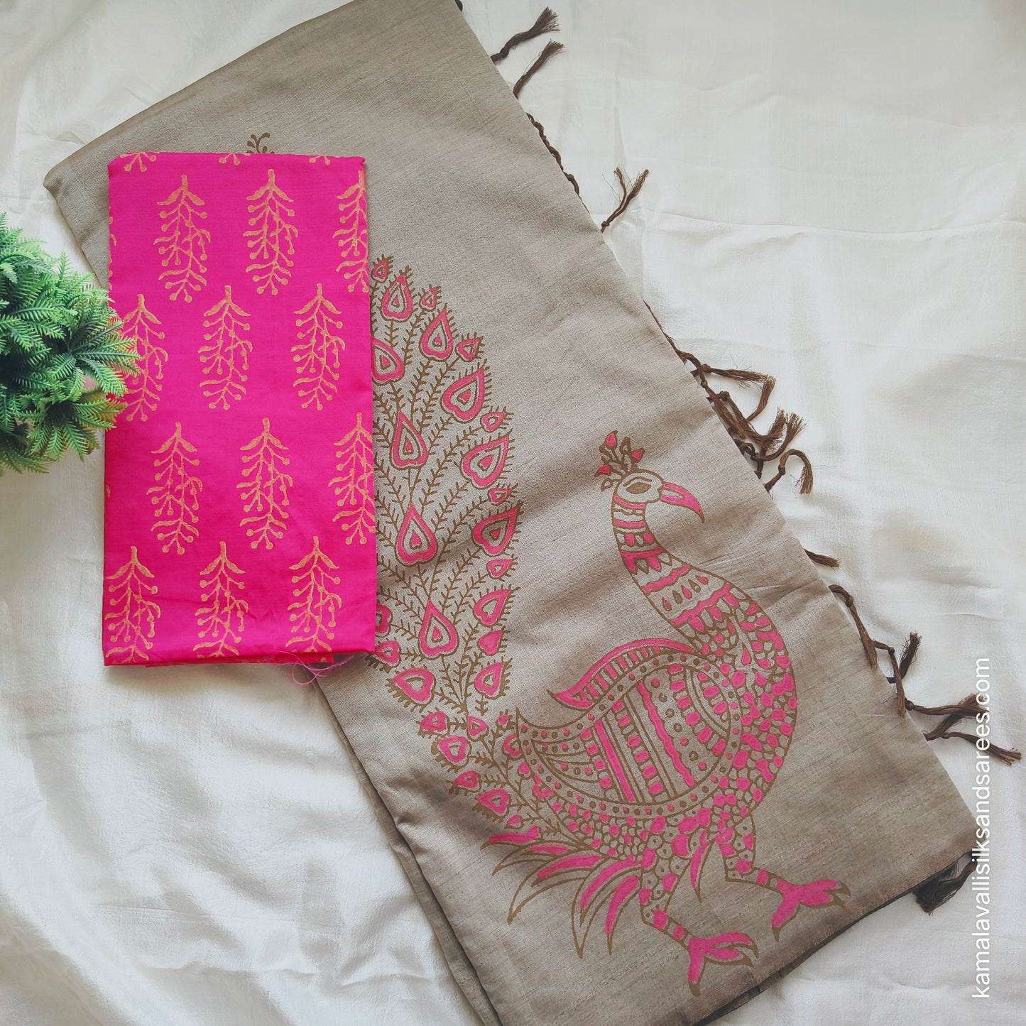 South Cotton Mix Block Printed Saree Oyster Grey colour with Rose colour contrast blouse