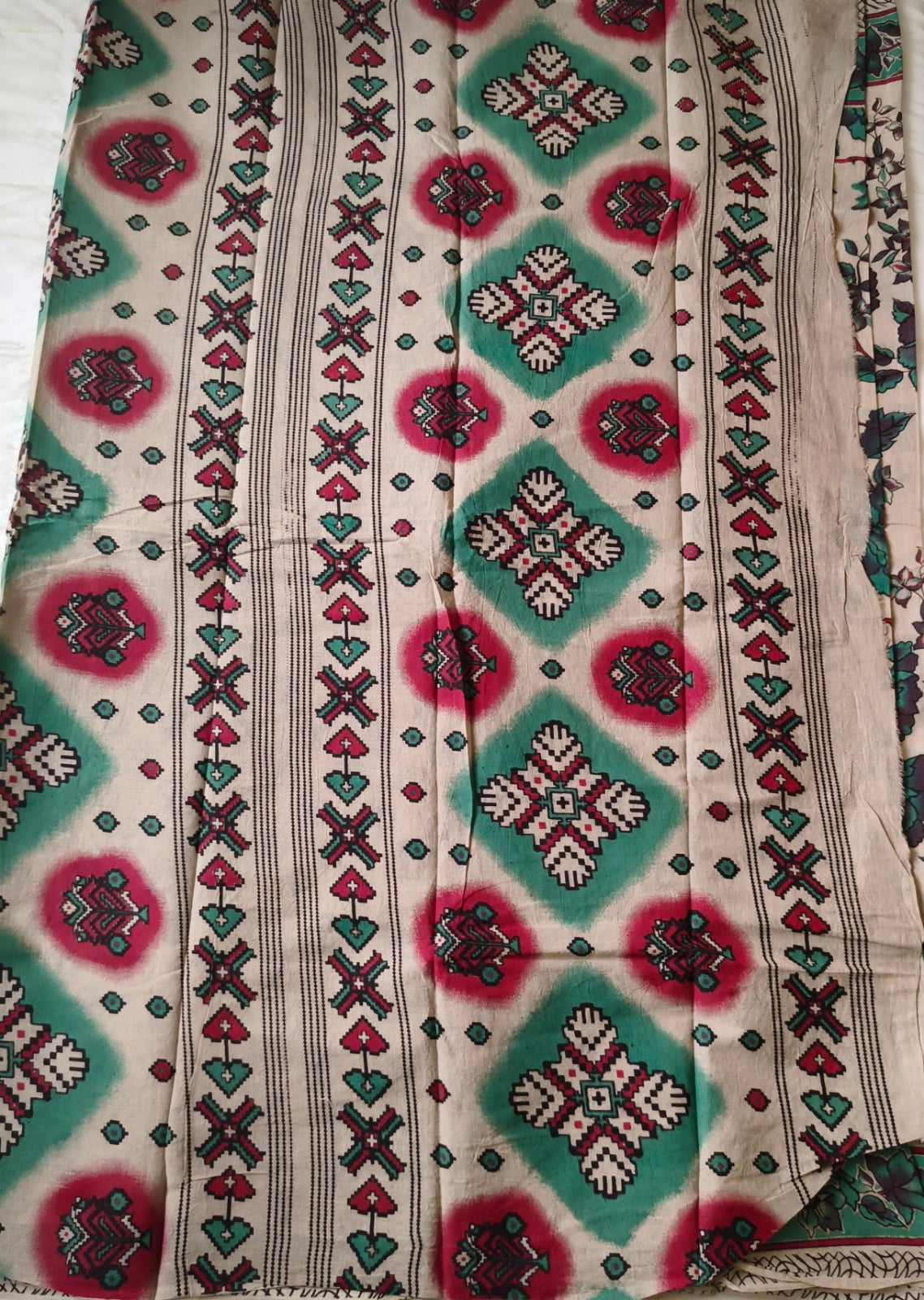 Kalamkari Cotton Saree Half White Colour and Green colour