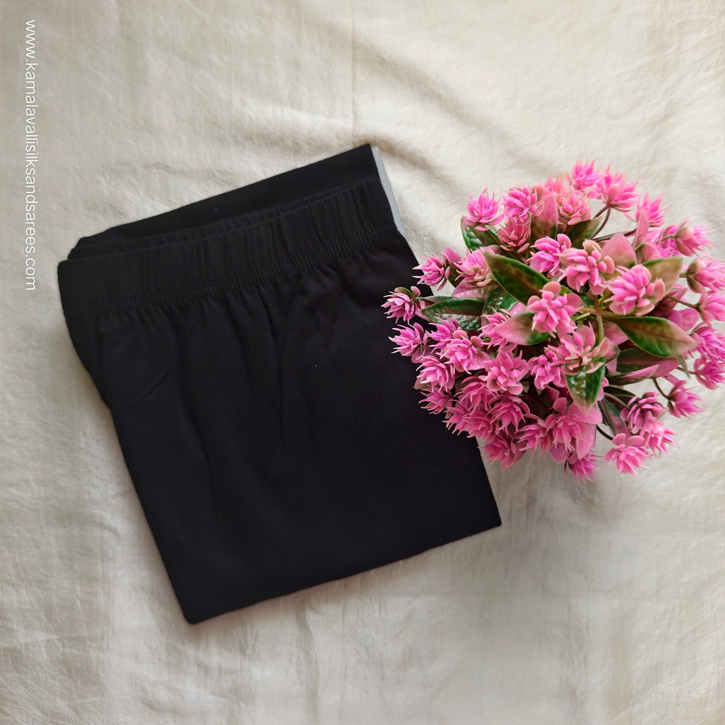 Ankle Fit Leggings  Black Colour
