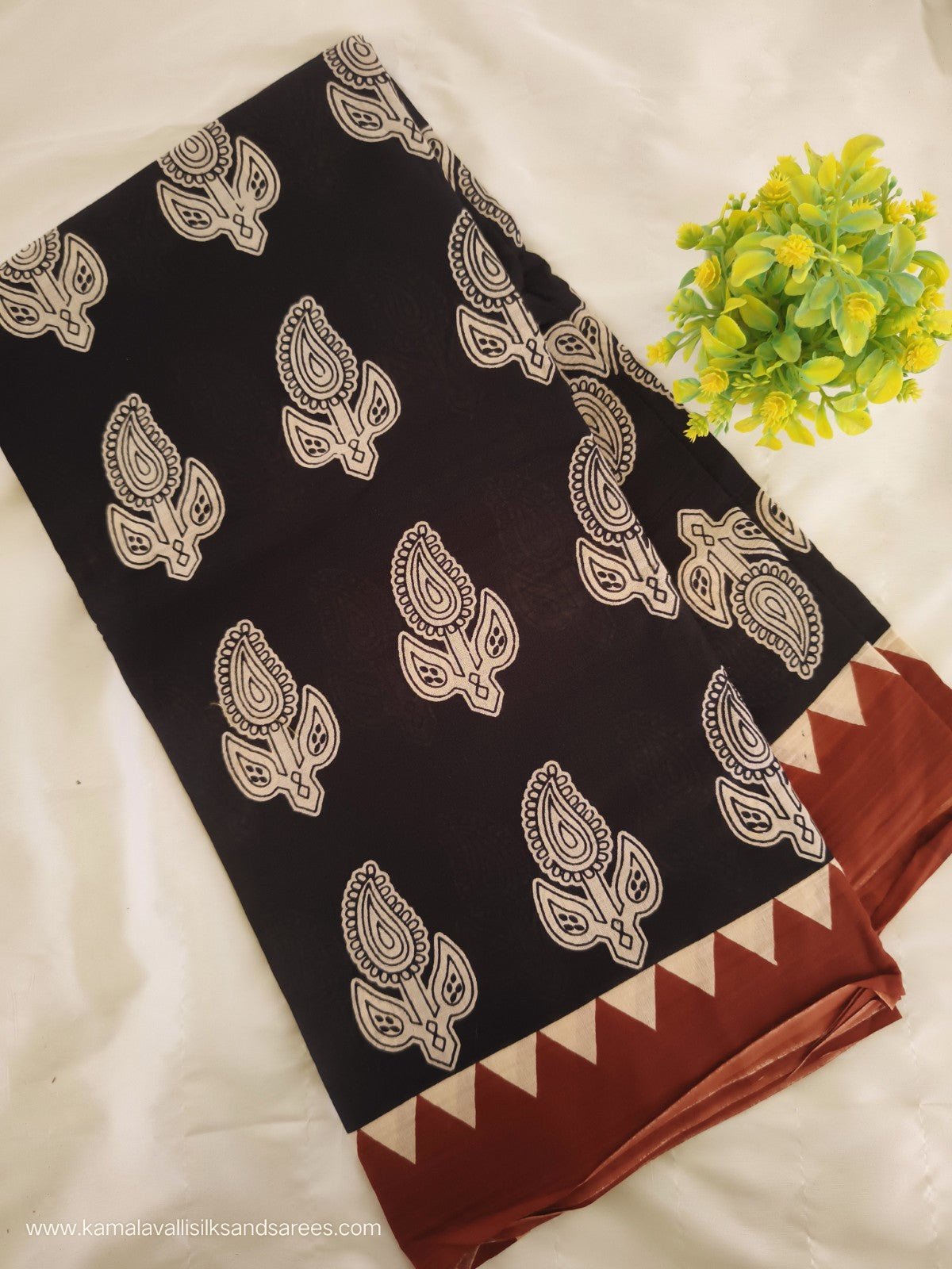 Mul Mul Cotton Saree